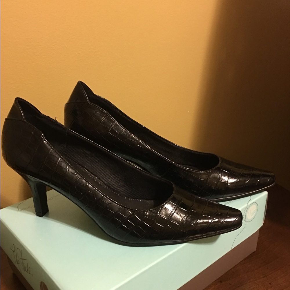 Life Stride- Shoes